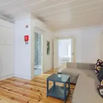 Modern 1Bed AptSleeps4 nr Av Almirante Reis