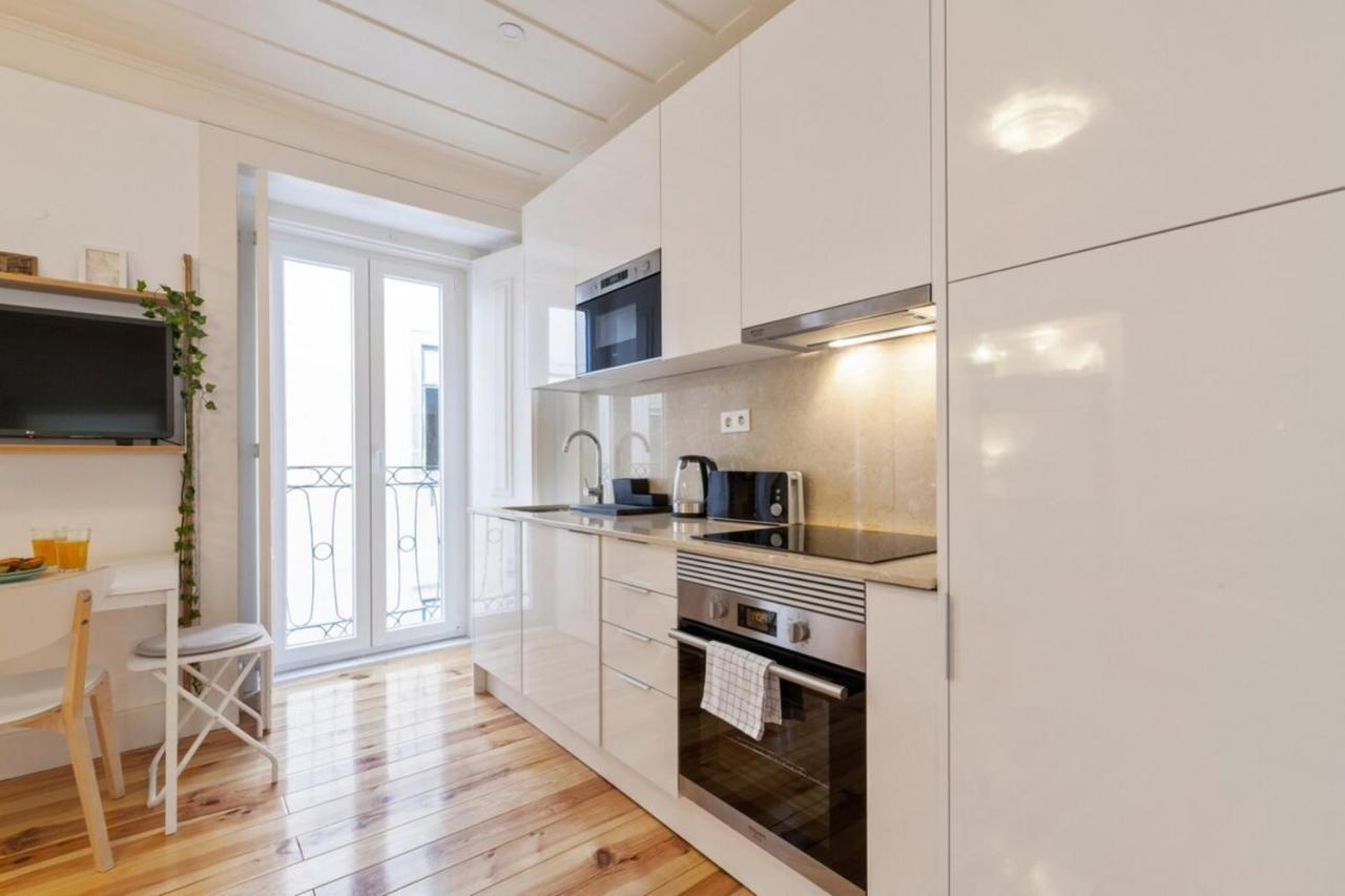 Modern 1bed Aptsleeps4 Nr Av Almirante Reis *